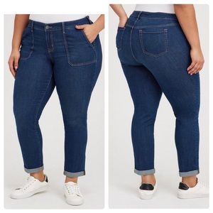 Torrid Boyfriend Straight Vintage Stretch Mid Rise Jeans, Plus Size 20S.